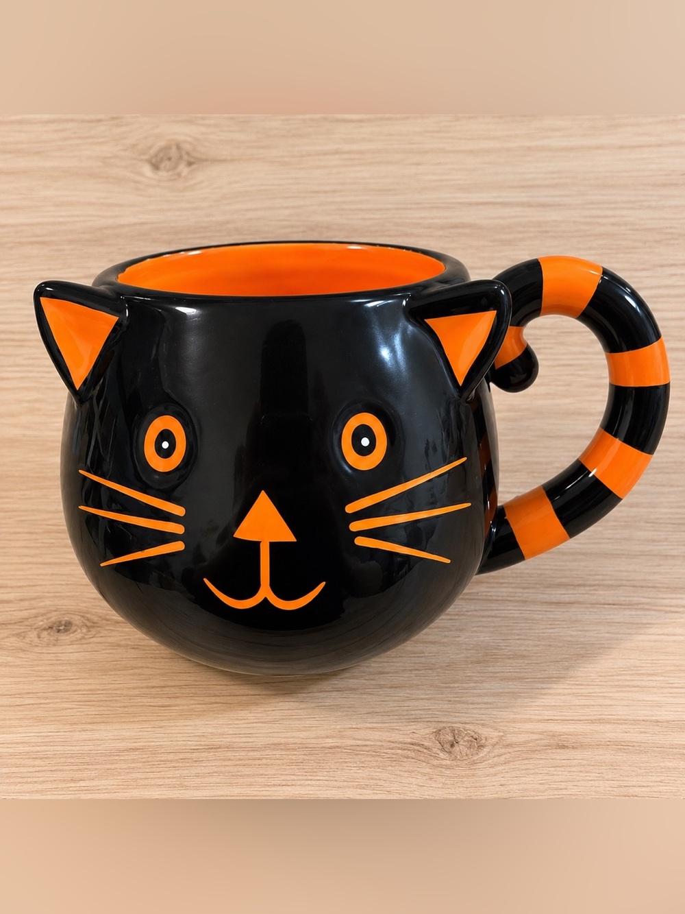 Black & Orange Cat-Shaped Ceramic Coffee Mug - Cute Halloween Design